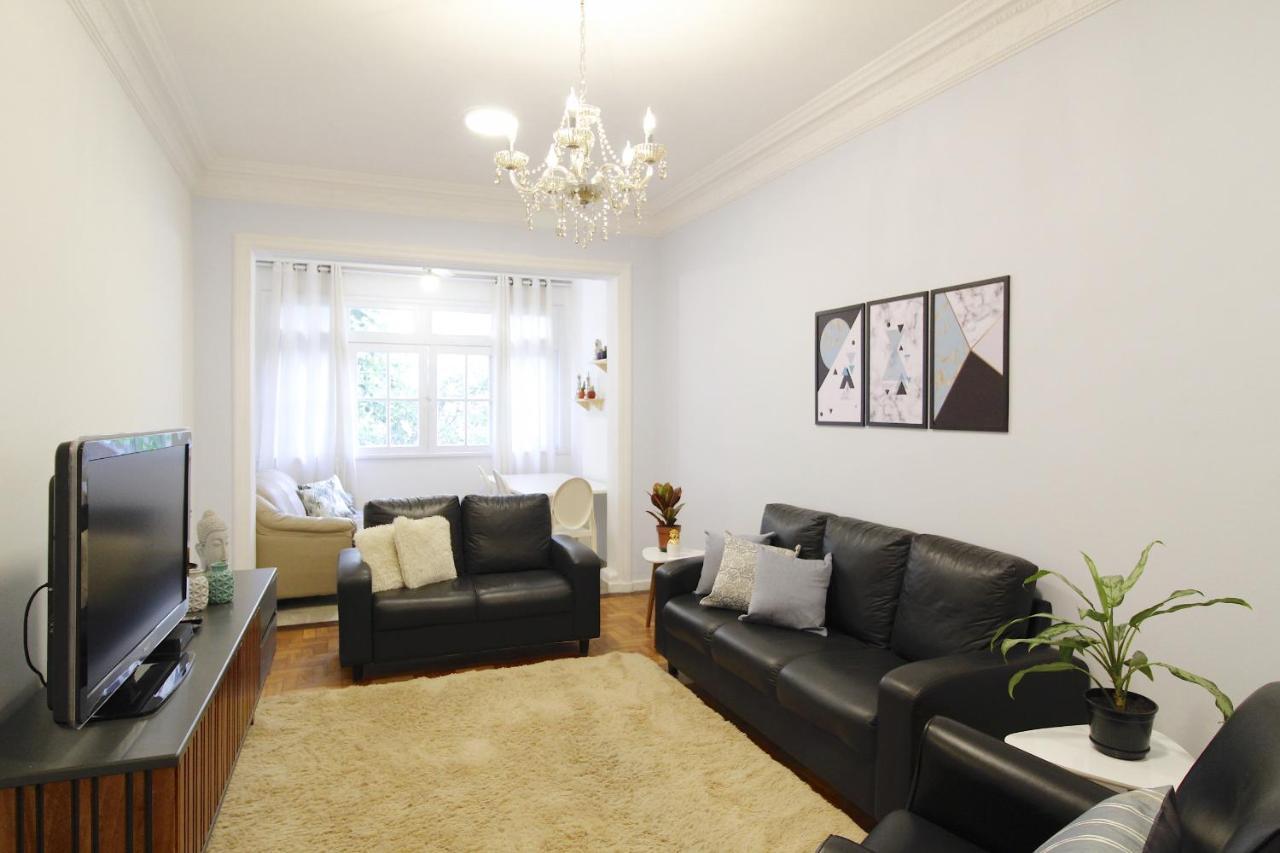 Apartamento Lindo Em Copacabana - Quartos Confortaveis - A306 Z3 *